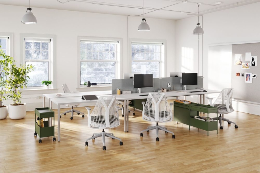 OE1 Workspace Collection, Collaborative space, OE Rec table, OE1 Storage Trolley, OE1 Wall rail and Board, Lima MonitorArms, Sayl chairs