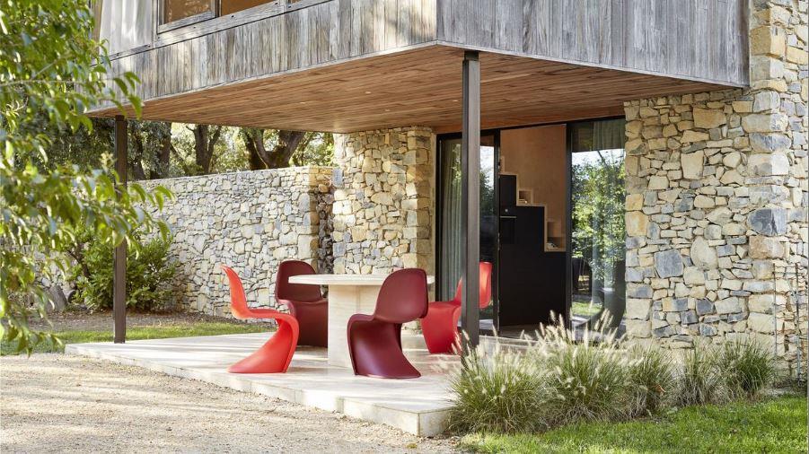 Vernor Panton Chair - lifestyle 02 - LR