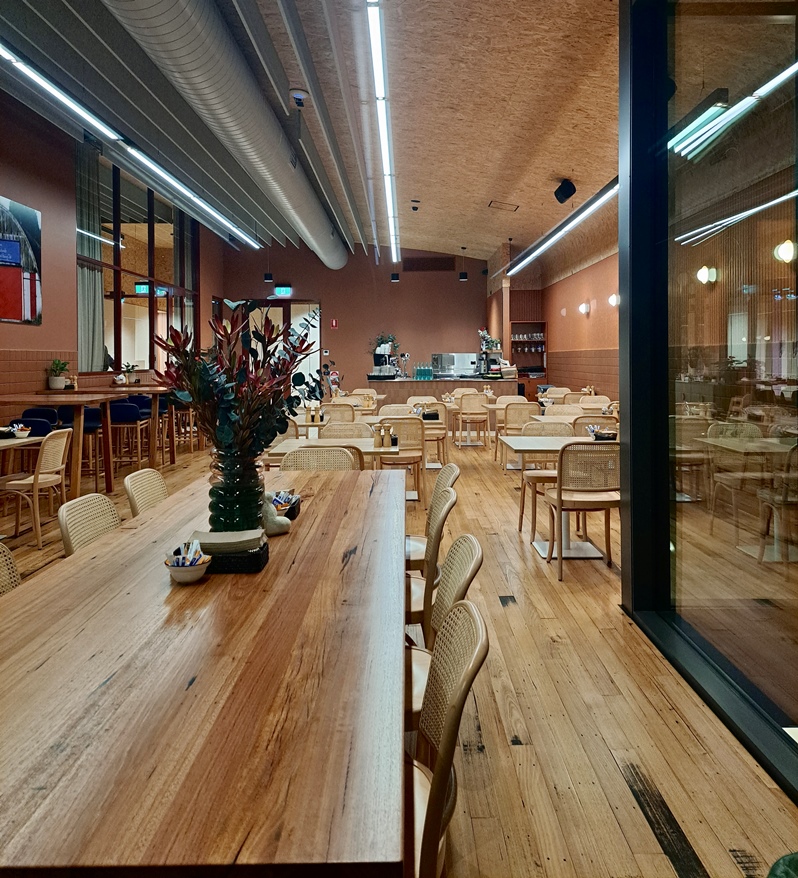 Red Shed Cafe Sosta, Black Mountain Peninsula Acton ACT.