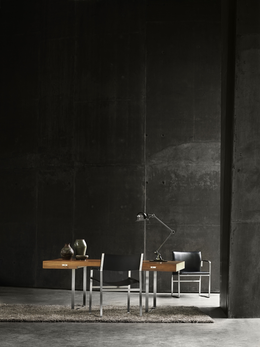 CH110 Desk CH110 Office Desk, CH110 Desk, CH110 Desk designed by Hans J. Wegner