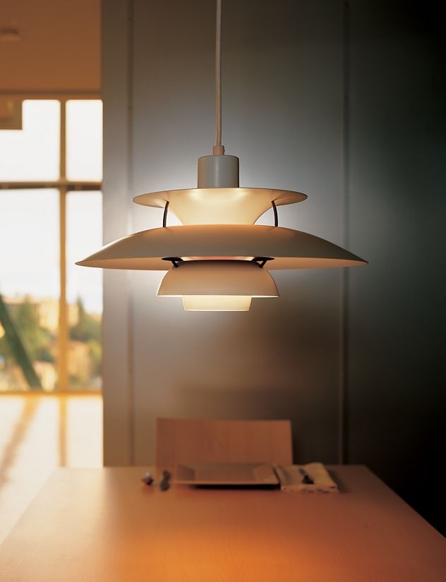PH5 in Classic White PH5 Pendant, Poul Henningsen PH5 Pendant, Louis Poulsen Classic Pendant