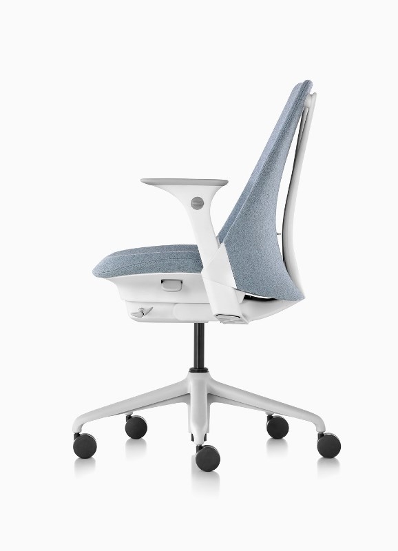 Sayl Work Chair Fully upholstered on Studio White Y tower back on Fog base. Sayl work chair, Herman Miller Y back chair, Herman Miller Yves Béhar chair