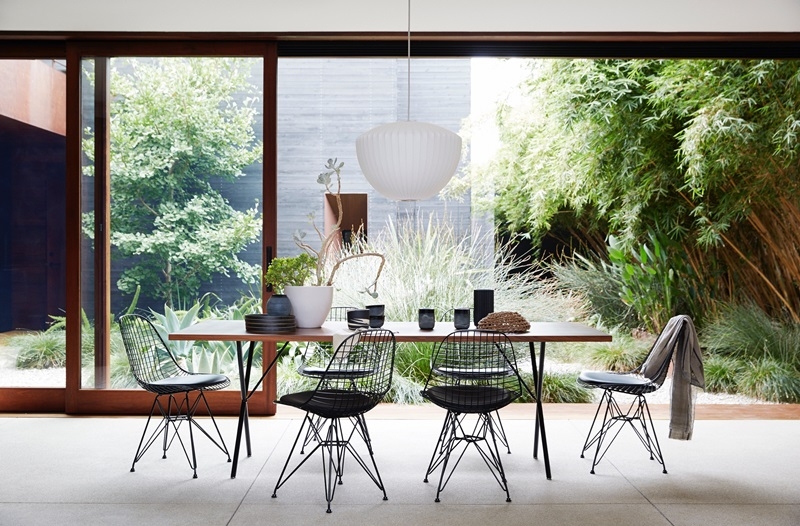 Eames DKR Wire Chair, XLeg Nelson Dining Table and Nelson Bubble Pendant by Herman Miller, Dining setting by Herman Miller