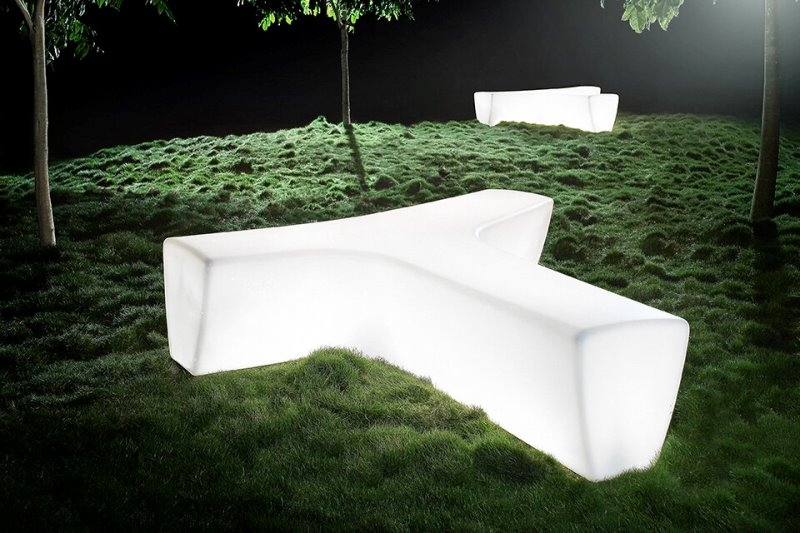 Twig Twig by Derlot Editions, Twig designed by Alexander Lotersztain