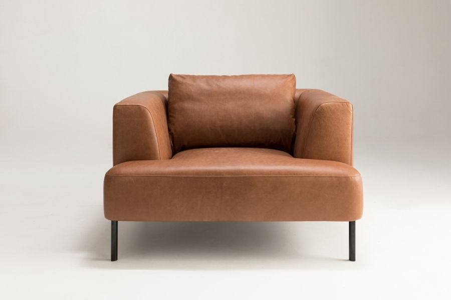 Brydie sofa designed by Ross Didier, Single seater Brydie sofa Didier