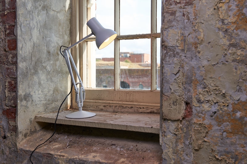 Type 75 Mini Desk Lamp - Alpine White Type 75 Mini Desk Lamp by Anglepoise