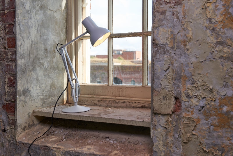 Type 75 Mini Desk Lamp by Anglepoise