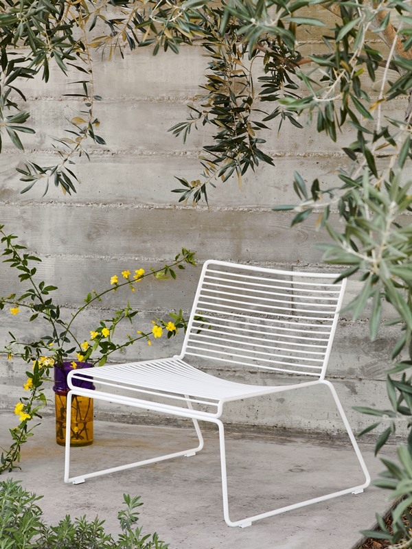 Hee Lounge in White Hee Lounge designed by Hee Welling for HAY, HAY outdoor lounge, Hee collection by Hee Welling HAY