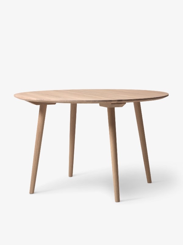 In Between SK4 table in White Oiled Oak In Between table SK4 designed by Sami Kallio for &Tradition, &Tradition SK4 dining table, SK4 In Between table