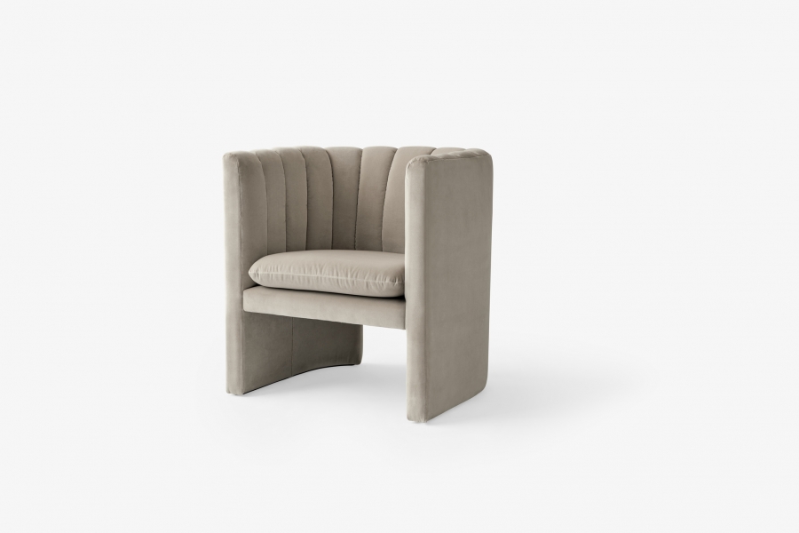 Loafer SC23 chair in Velvet 13 Ivory Loafer SC23 lounge chair designed by Space Copenhagen for &Tradition, &Tradition Loafer single seater designed by Space Copenhagen, Loafer easy chair SC23