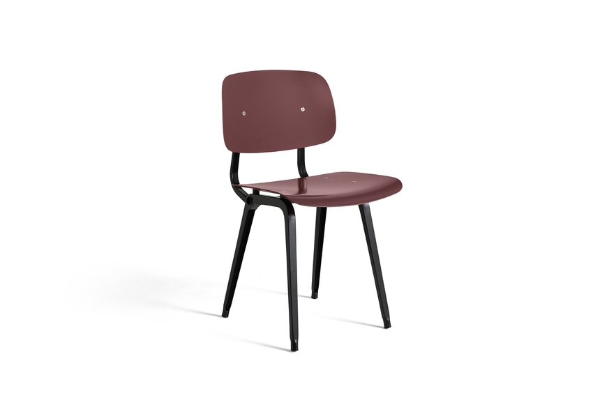 Revolt plum red seat and back_black steel base Revolt chair designed by Friso Kramer, HAY Revolt chair, Revolt chair Ahrend Friso Kramer