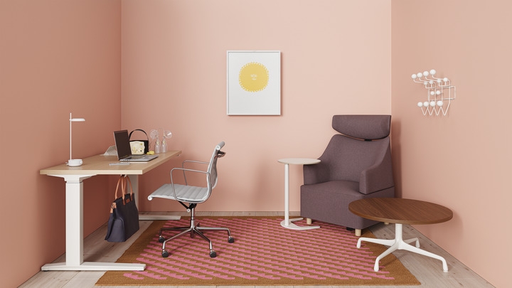 Eames Occasional Table with Universal base Eames Table with Universal Base designed by Ray and Charles Ray for Herman Miller, Herman Miller Eames Universal Table