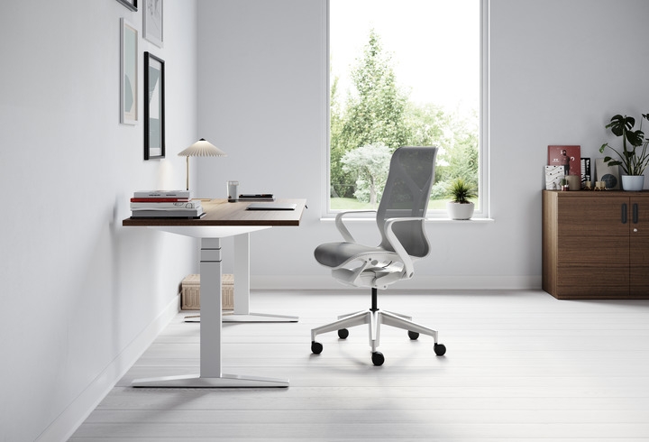 Ratio height adjustable desk by Herman Miller, Herman Miller Ratio desk system, Herman Miller Ration office desk system