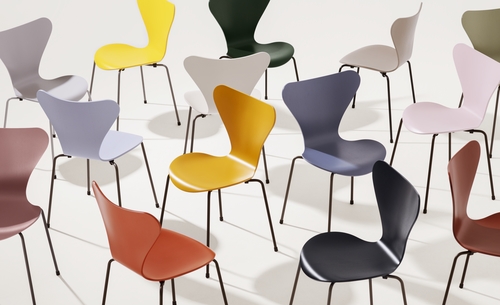 Series 7 - new colours 2020 Series 7 new colours for 2020 by Fritz Hansen