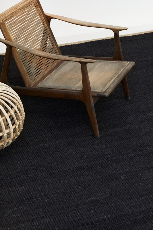 Armadillo Rug Classic collection Nest