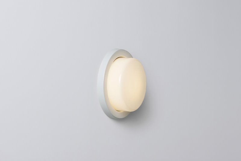 Honey Single Wall Light - White Satin glaze ceramic Honey Single Wall Light by Cocoflip