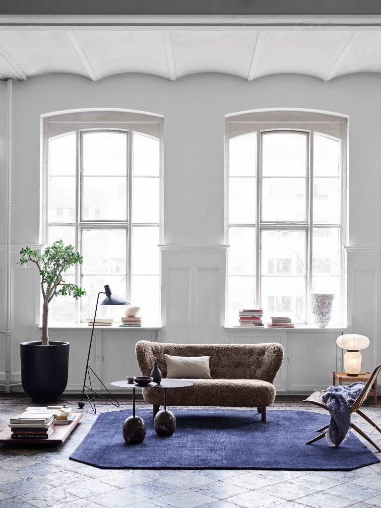 Little Petra VB2 & Lato table Little Petra VB2 Sofa by &Tradition