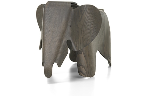 Eames Elephant - Grey Plywood Eames Elephant designed by Charles and Ray Eames by Vitra