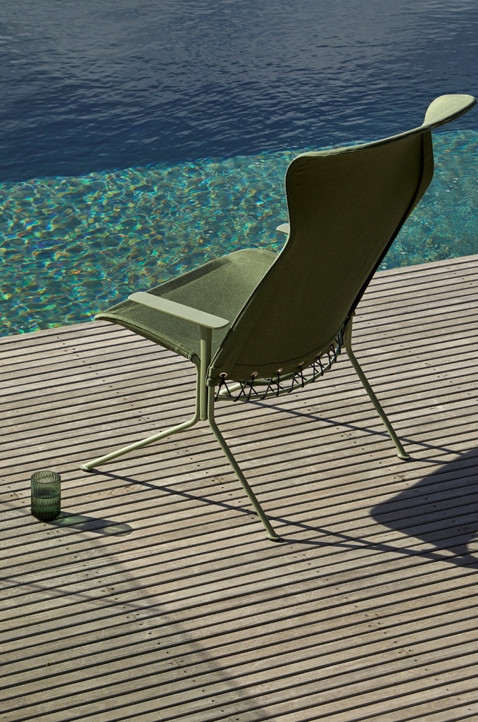 Zephyr Lounger designed by Charles Wilson for Tait, Zephyr Outdoor Lounge Chair