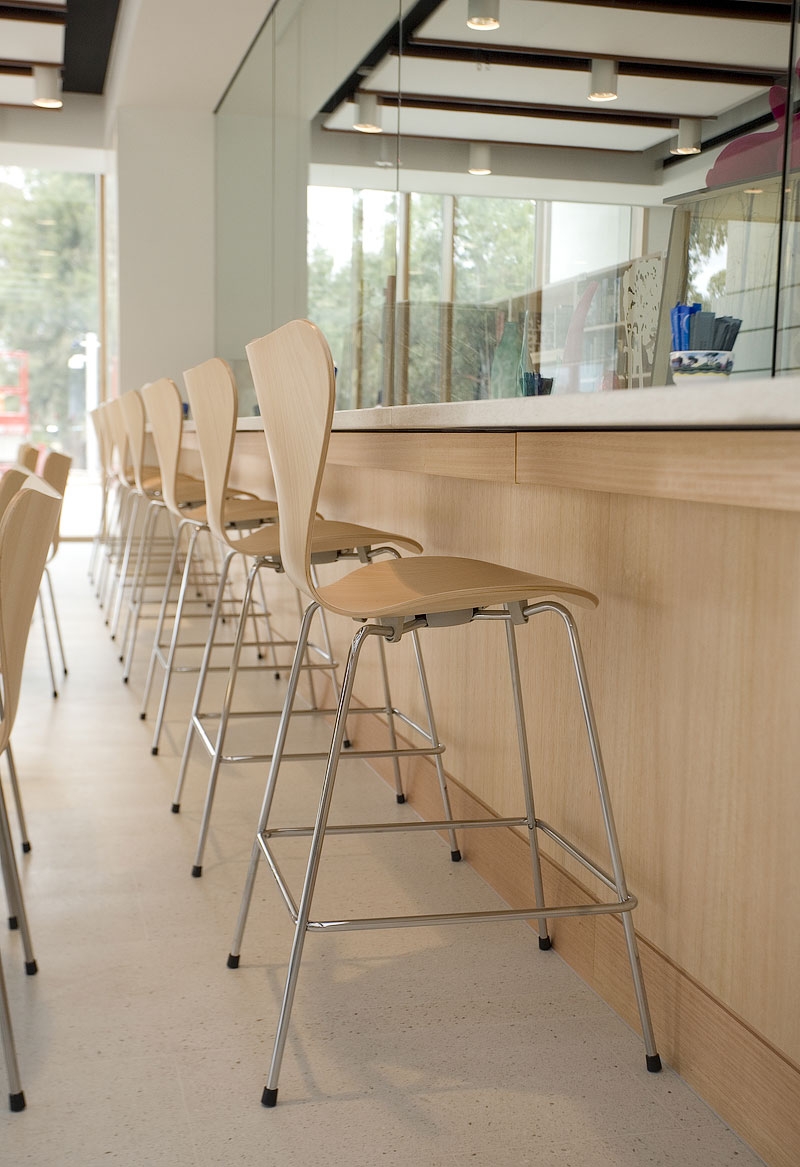 Series 7 Stools at National Portrait Gallery Cafe National Portrait Gallery, Series 7 Chair designed by Arne Jacobsen, NPG Canberra, Fritz Hansen Series 7 Dining Chairs