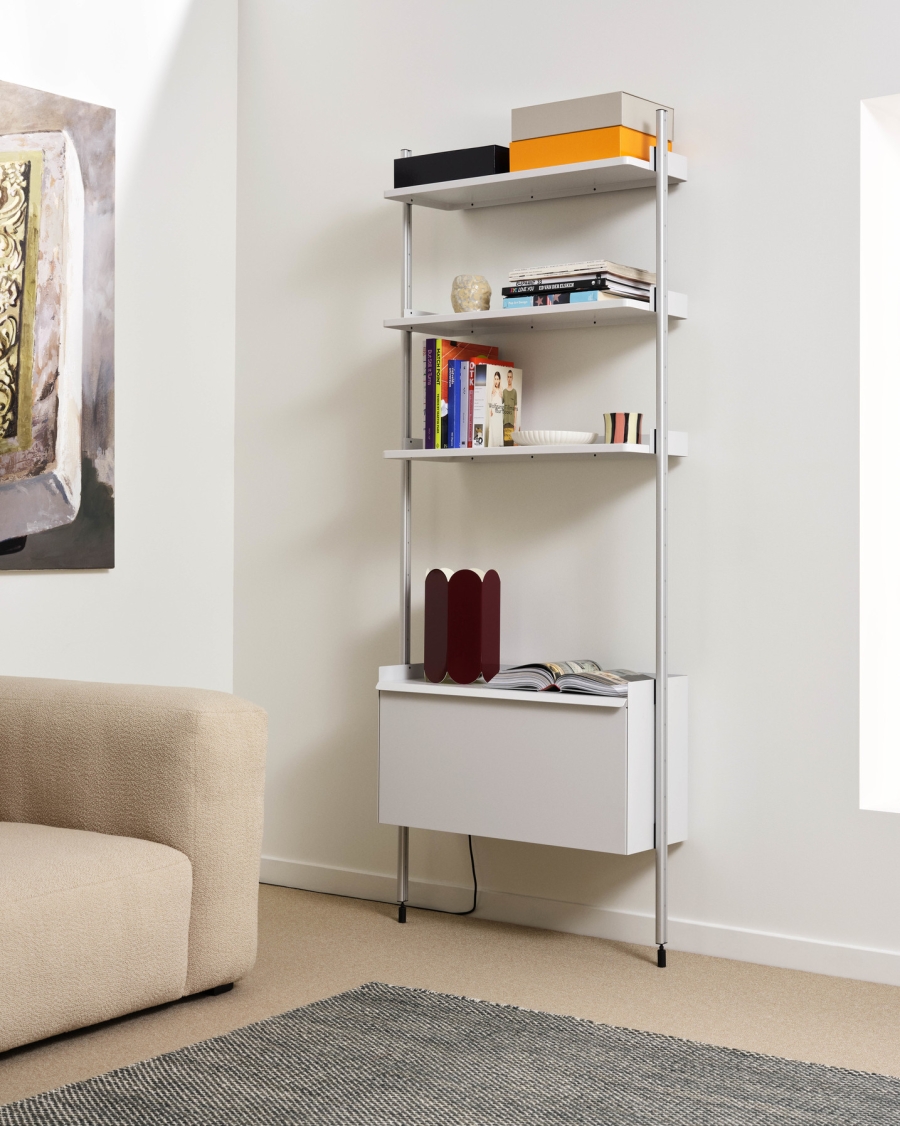Pier System 131 PS white powder coated steel clear anodised alu profiles_Mags Soft 3 seater Combination 1 Flamiber sand w. white stiches Pier System Designed by Ronan & Erwan Bouroullec for HAY, HAY Pier Shelving System