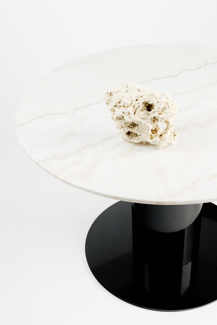 Tube Dining Table Wide with White Marble top on Black base Tube Table designed by Tom Dixon, Tom Dixon Table Base