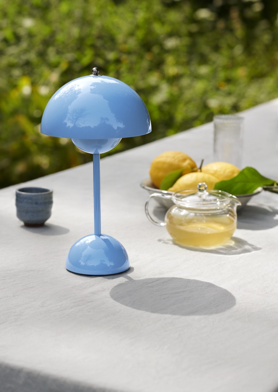 Flowerpot VP9 Swim Blue Flowerpot VP9 Swim Blue