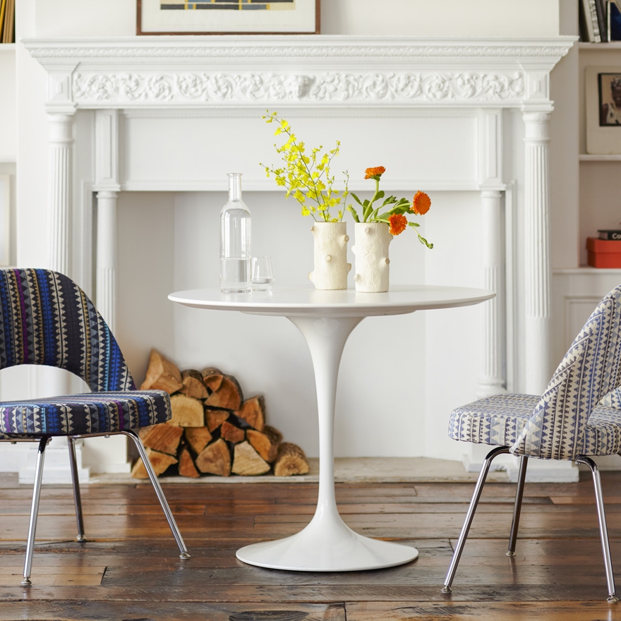 Saarinen Table 35inch Round_insitu The Saarinen Table Collection, Saarinen Dining Table designed by Eero Saarinen, Knoll furniture