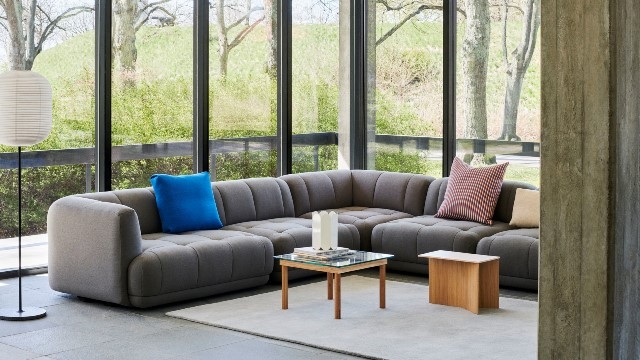 Quilton Corner Comb 26 Mode 007_Mags Cushion 9 Divina 756_Ribbon Cushion terracotta Quilton Sofa designed by Doshi Levien for HAY, HAY Quilton Sofa