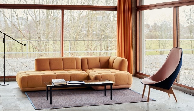 Quilton Duo Comb 21 Right front uph Fiord 442 back and base uph Remix 252_Kofi 140x50 grey tinted glass tabletop black wb lacquer oak frame_Uchiwa front Atlas 501 back Flam Quilton Sofa designed by Doshi Levien for HAY, HAY Quilton Sofa