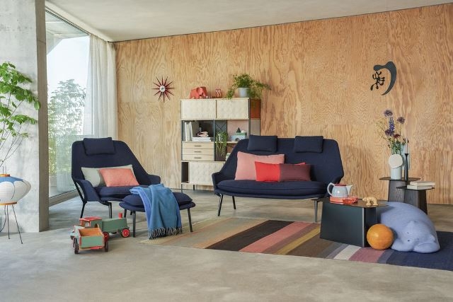 Slow Chair & Ottoman_Slow Sofa_Resting Bear_Metal Side Tables_Wooden Side Tables_EDU_Playwood Mobile Slow Chair designed by Ronan & Erwan Bouroullec for Vitra, Vitra Slow Sofa
