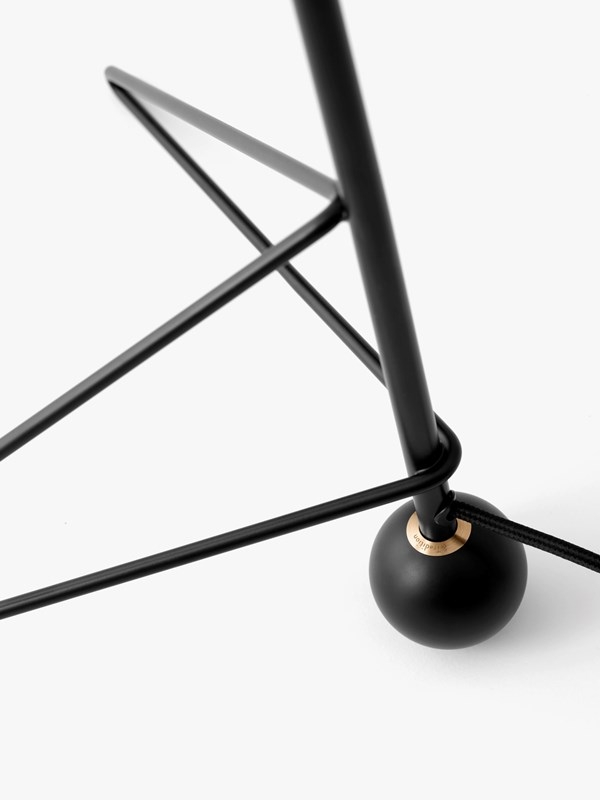 Tripod Table Lamp designed by Hvidt & Mølgaard, &Tradition Tripod Table Lamp