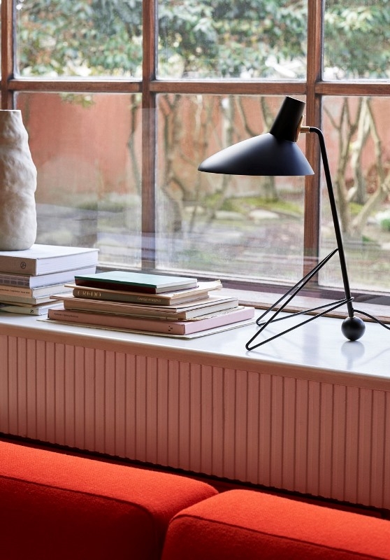 Tripod Table Lamp designed by Hvidt & Mølgaard, &Tradition Tripod Table Lamp