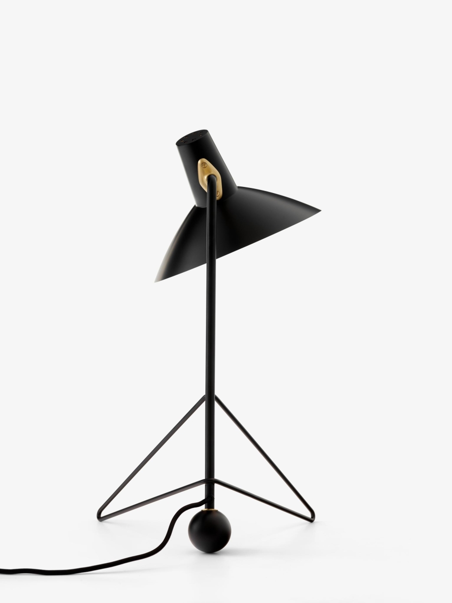 Tripod Table Lamp designed by Hvidt & Mølgaard, &Tradition Tripod Table Lamp
