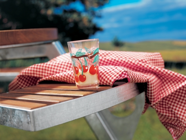 1422-l.jpg Thumbnail