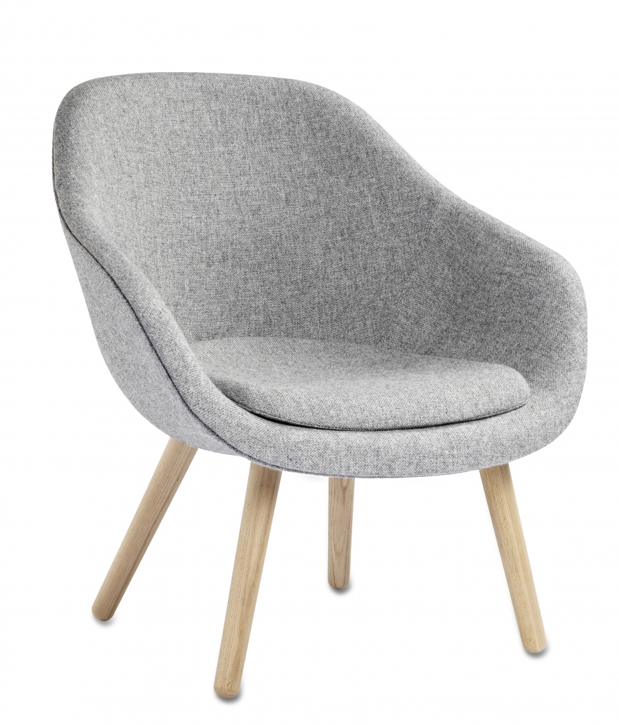 AAL82 with cushion Hallingdal 130.jpg Thumbnail