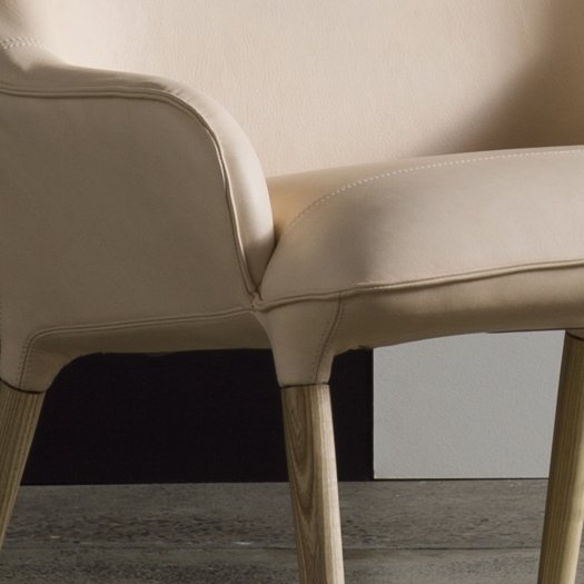 Plum chair 4.jpg Thumbnail