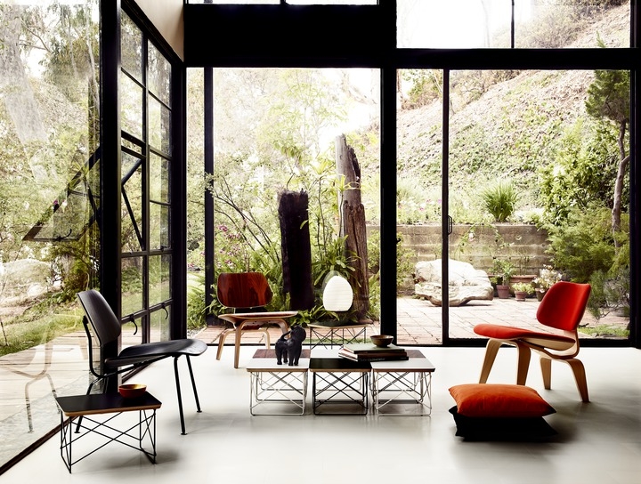 Eames Wire base Low Table Herman Miller, Herman Miller Eames Wire Base Low Table designed by Ray and Charles Eames, Eames Wire Side table
