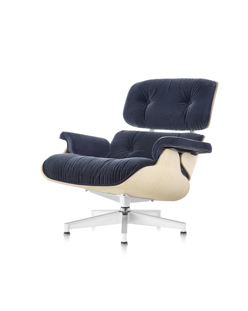 Eames Lounge and Ottoman designed by Charles and Ray Eames for Herman Miller, Herman Miller Eames Lounge, 