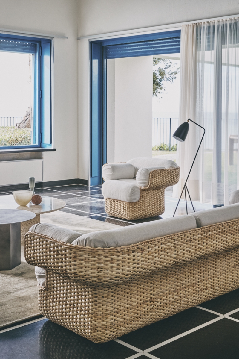 Grashoppa Floor Lamp designed by Greta M Grossman, Gubi Grashoppa Floor Lamp
