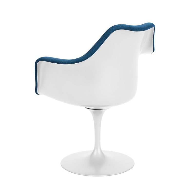 Tulip Chair designed by Eero Saarinen for Knoll, Knoll furniture 