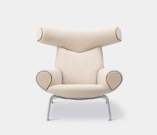 Ox Chair designed by Hans J. Wegner, Fredericia furniture 