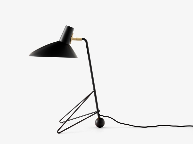 Tripod Table Lamp designed by Hvidt & Mølgaard, &Tradition Tripod Table Lamp