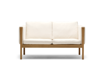 CH162 / CH163 Sofa by Carl Hansen & Son, CH162 / CH163 designed by  Hans J. Wegner