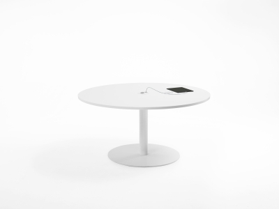 Rio Table Collection by Derlot