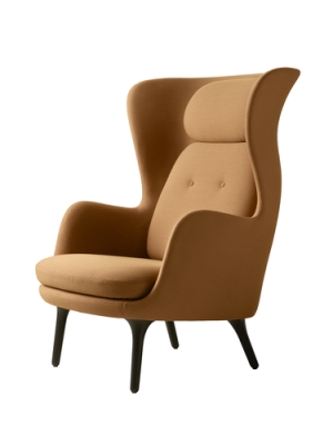 Ro Lounge Chair designed by Arne Jacobsen for Fritz Hansen, Fritz Hansen Ro Lounge Chair 