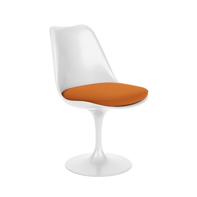 Tulip Chair designed by Eero Saarinen for Knoll, Knoll furniture 
