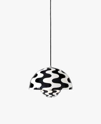 Flowerpot designed by Verner Panton, &Tradition Flowerpot pendant light 