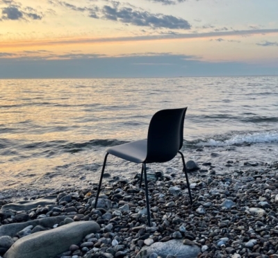 SixE chair with recycle material by HOWE
